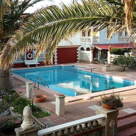 Las Belisas - Apartamentos Arenal d'en Castell Exterior foto