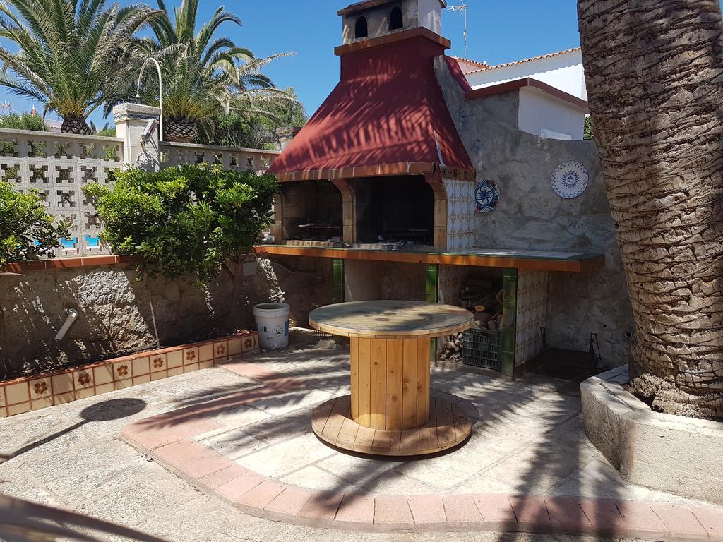 Las Belisas - Apartamentos Arenal d'en Castell Exterior foto